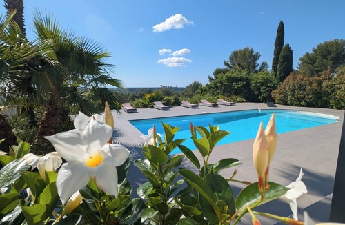 Grabels Villa | The White Luxe Collection 5 min from Montpellier 350 m2 hab. swimming pool clim view