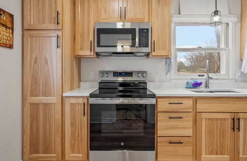 Eldora House | The White Oak Haven