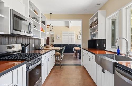 Harbert House | The White Owl by Juniper Holiday + Home