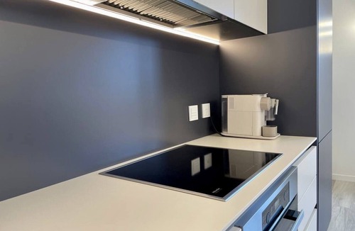 Savosa Apartment | 𝐓𝐇𝐄 𝐖𝐇𝐈𝐓𝐄 𝐒𝐔𝐈𝐓𝐄 𝐈𝐍 𝐋𝐔𝐆𝐀𝐍𝐎