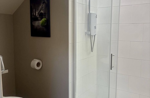 Yeadon House | The White Swan