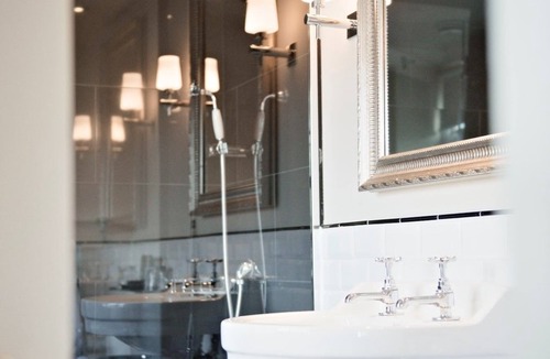 City Centre Hotel | The White Swan Hotel