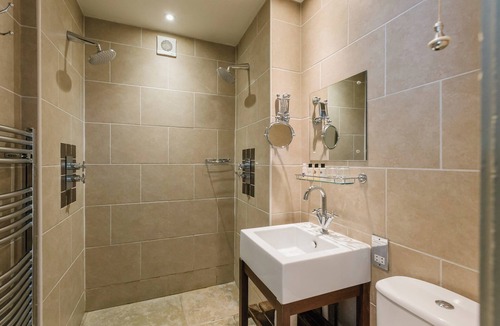 Pickering Hotel | The White Swan Inn