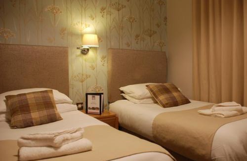 Yeadon Hotel | The White Swan, Yeadon