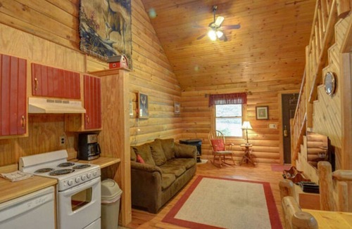 Bruceton Mills Cabin | The White Tail Cabin