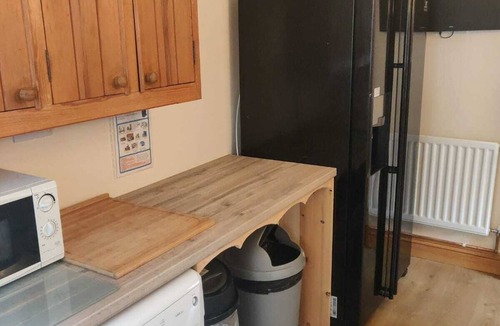 St Neots House | The Whitehouse Cottage