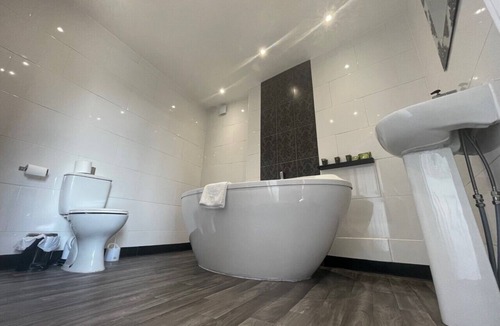 Hull Hotel | The Whittington & Cat