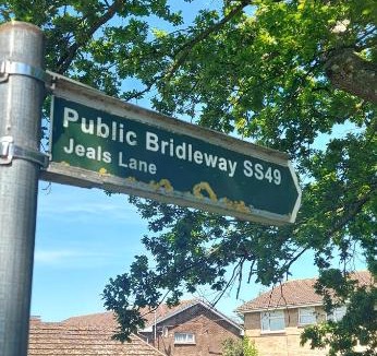 Sandown House | The Wight Rose