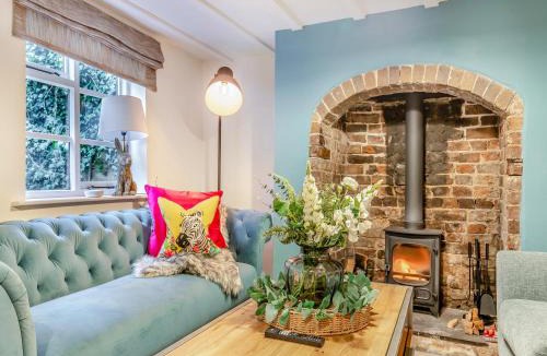 Ironbridge House | The Wild Cherry Tree Retreat