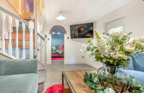 Ironbridge House | The Wild Cherry Tree Retreat