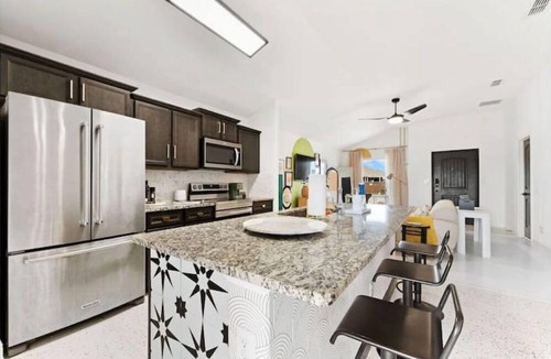 Lubbock House | The Wild Tumbleweed-NEW & Near Parks