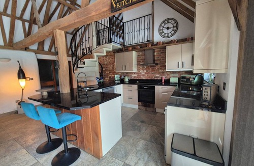 Dunston House | The Wilderness Retreat Dunston