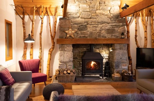 Kingussie Villa | The Wilds - Seasgair Lodges