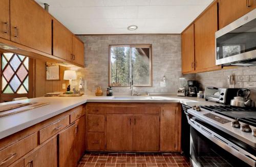 Big Bear City House | The Wilkie Cabin #339