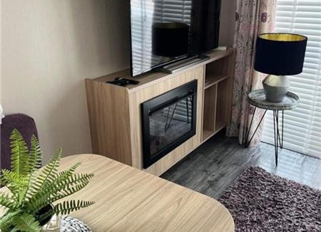 Llandwrog House | The willerby whitetower Caernarfon