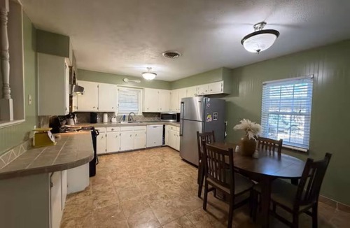 Big Spring House | The Williams Road Hideaway