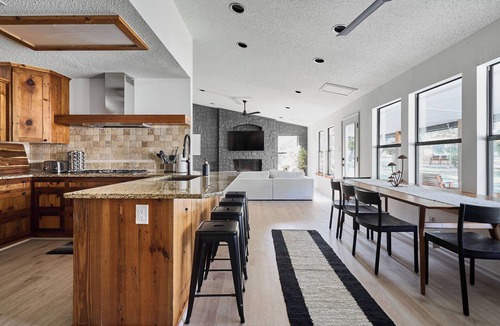 Long Branch Valley House | The Willie House
