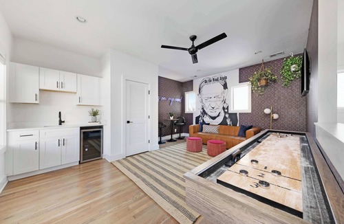 Edgehill House | The Willie Speakeasy Game Room + Rooftop