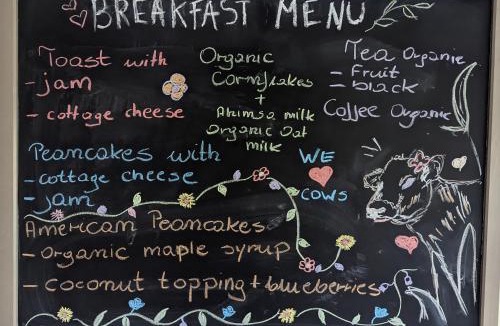 Castle Bytham House | The Willoughby