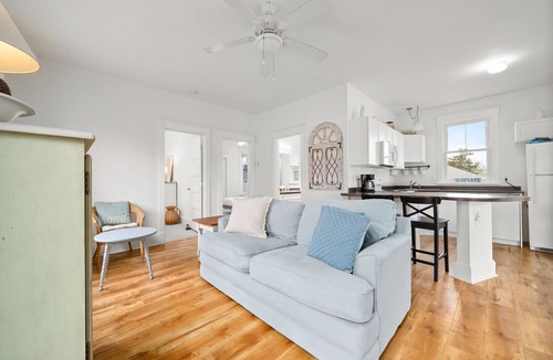 Cherry Valley House | The Willow - 20 Butternut