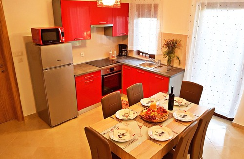 Marcana Apartment | The Willow Garden Apartment House Summer Breeze Apartment
