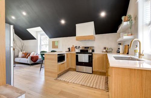 Kitchener Apartment | The Willow on Victoria Park - 1 Bed 1 Bath