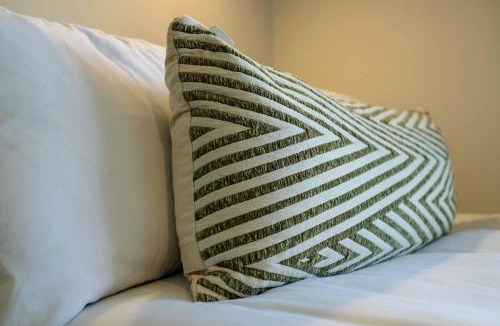 Bradley Stoke Apartment | The Willow - Studio 11