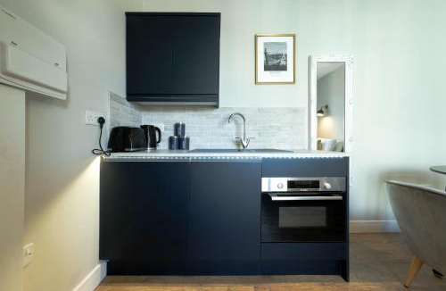 Bradley Stoke Apartment | The Willow - Studio 11