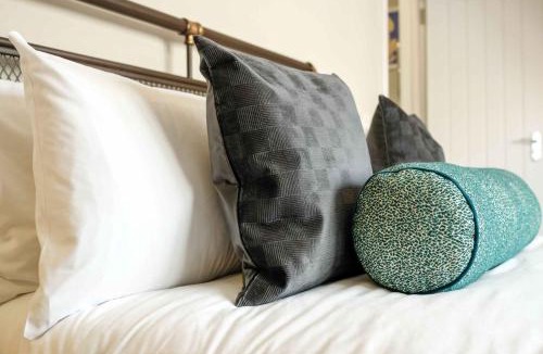 Bradley Stoke Apartment | The Willow - Studio 14