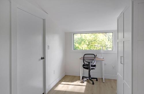 Peterborough Apartment | The Willow Suite Near DT & Hospital
