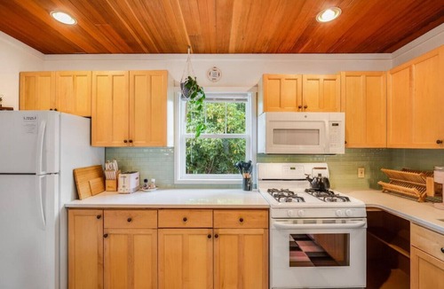 Fall City House | The Willow Tree Bungalow ~ Backyard ~ Office