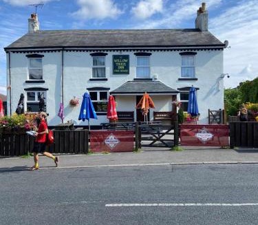 Pilsley House | The willow tree inn