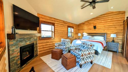 West Yellowstone Hotel | The Willows Cabins