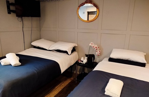 Kemptown Hotel | The Willows