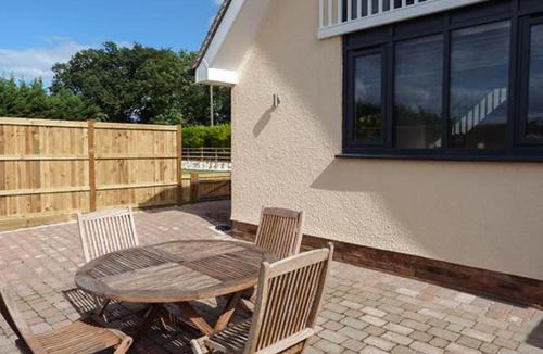 Langdon House | The Willows