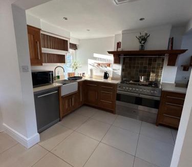 Whalley House | The Willows