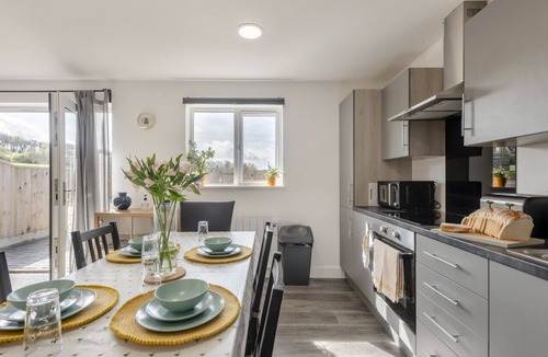 Bicton House | The Willows - Newlands Farm