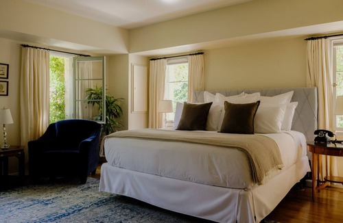 Downtown Palm Springs Bed & Breakfast | The Willows Palm Springs