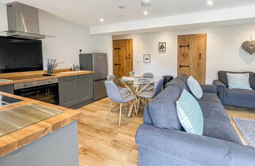 Child Okeford Cottage | The Willows - UK34000