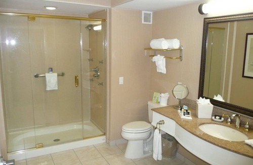 West Orange Hotel | The Wilshire Grand Hotel