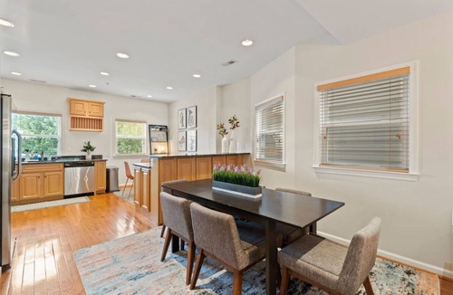 Shaw House | The Wilson | Shaw Duplex | 4BR Private Suites