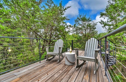 Waco House | The Windmill - Container Home Near Baylor/Magnolia