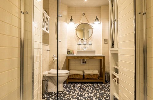 Clapham Hotel | The Windmill