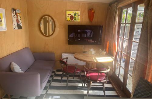 New Plymouth Apartment | The Windsor Suite