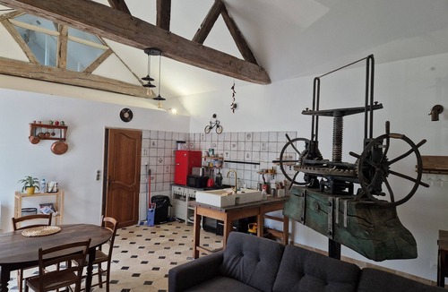 Turquant House | The Wine Press