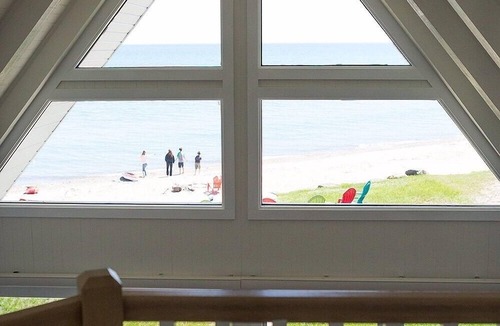 Port Sanilac House | The Winfish House- Steps From Sandy White Beach!
