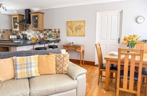 Ventnor Ski Chalet | The Wing at Fox Hollow