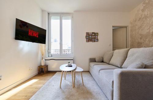 Mont d'Arene Apartment | The Winter, Netflix, Downtown, Quiet & Comfortable