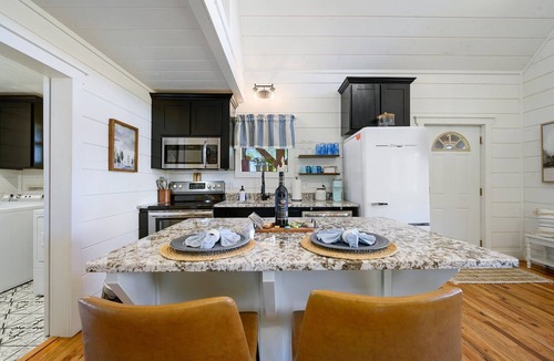 Golden House | The Wishing Well! Romantic couples getaway! With deck, pool & outdoor fireplace!