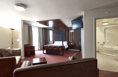 Selby Hotel | The Wishingwell